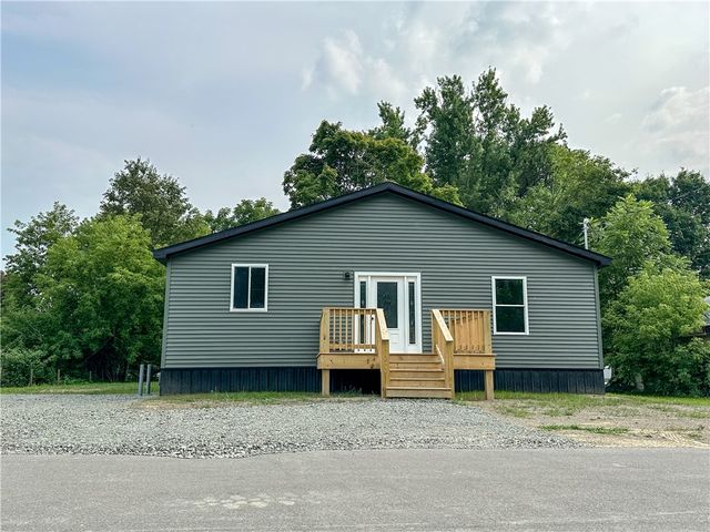 9 Whiting Street, Bath, NY 14810