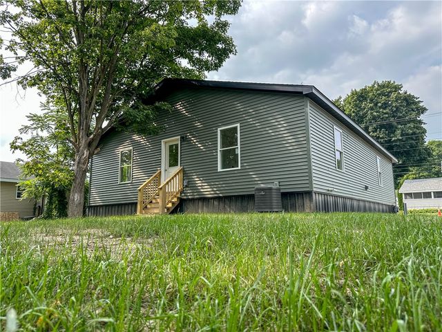 9 Whiting Street, Bath, NY 14810