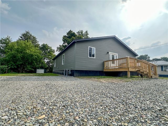 9 Whiting Street, Bath, NY 14810