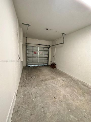 11965 NW 47th Mnr, Coral Springs, FL 33076