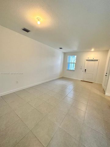 11965 NW 47th Mnr, Coral Springs, FL 33076