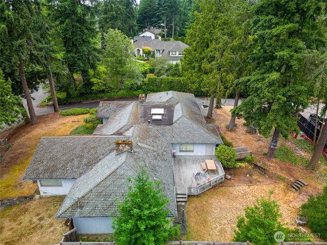 7836 NE 14th Street, Medina, WA 98039