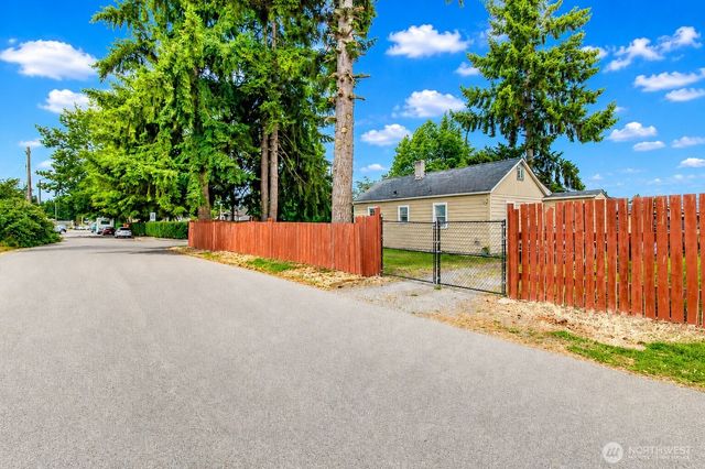 1826 G Street SE, Auburn, WA 98002