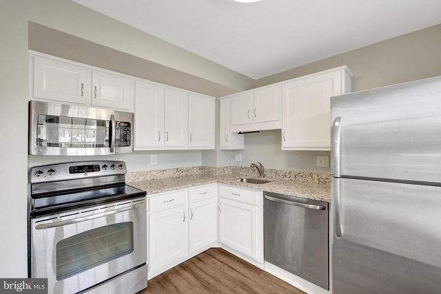 30 QUINCY CT, Sterling, VA 20165