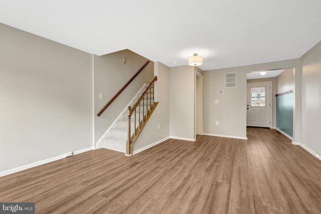 30 QUINCY CT, Sterling, VA 20165