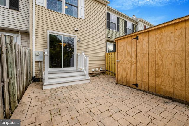 30 QUINCY CT, Sterling, VA 20165