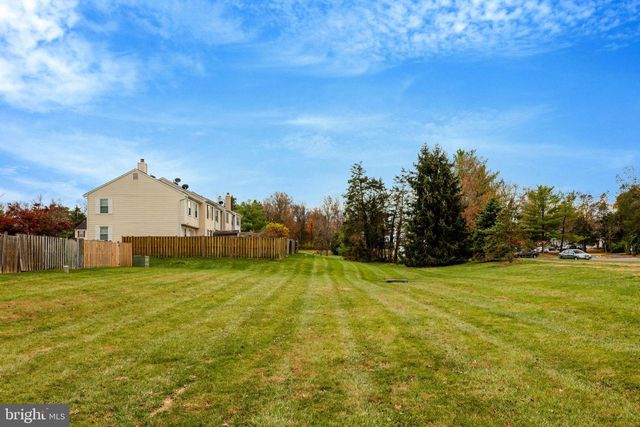 30 QUINCY CT, Sterling, VA 20165