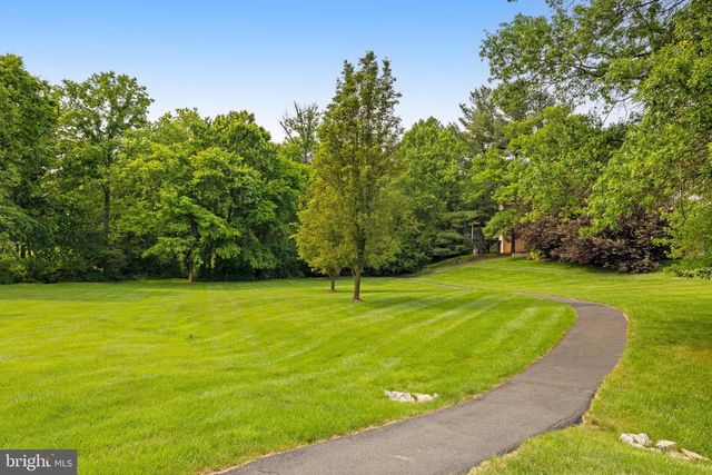 30 QUINCY CT, Sterling, VA 20165