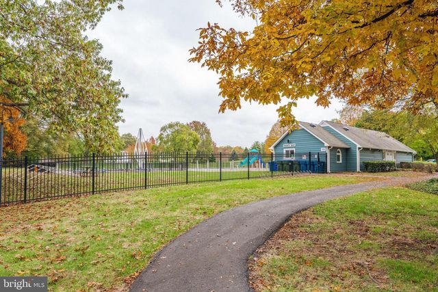 30 QUINCY CT, Sterling, VA 20165