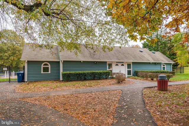 30 QUINCY CT, Sterling, VA 20165