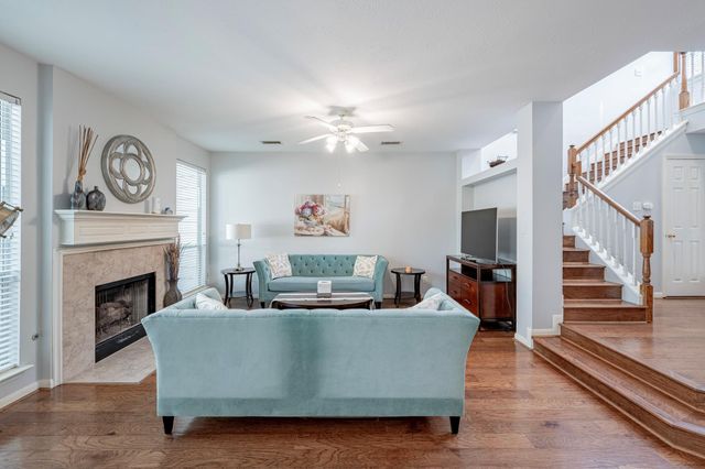 86 Wintergreen Trail, The Woodlands, TX 77382