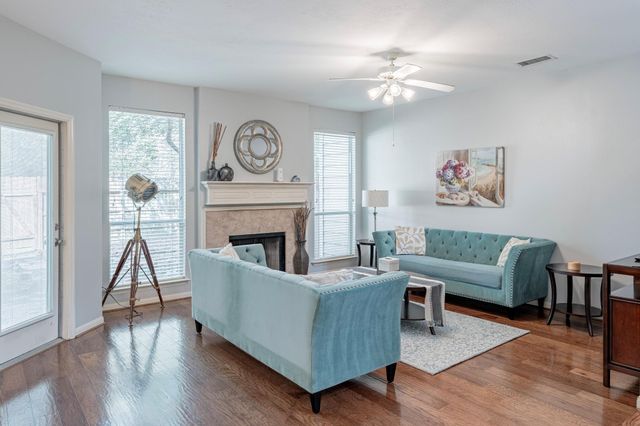 86 Wintergreen Trail, The Woodlands, TX 77382