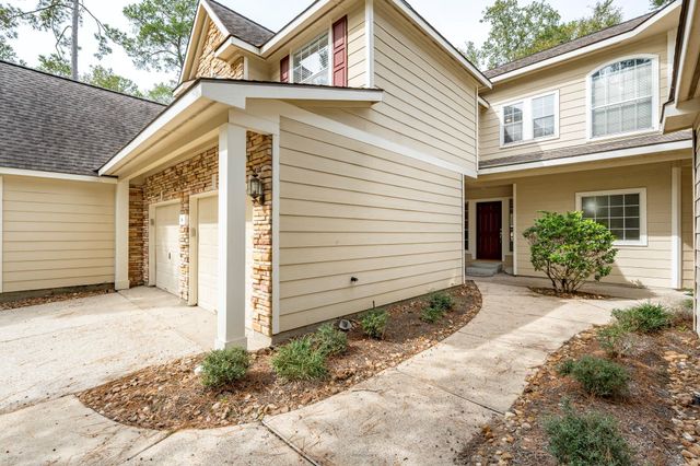86 Wintergreen Trail, The Woodlands, TX 77382