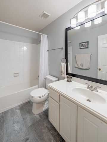 86 Wintergreen Trail, The Woodlands, TX 77382
