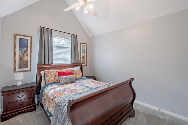 86 Wintergreen Trail, The Woodlands, TX 77382