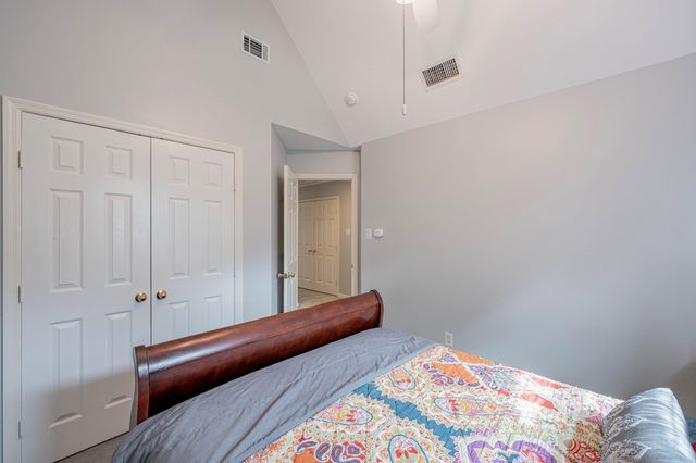 86 Wintergreen Trail, The Woodlands, TX 77382