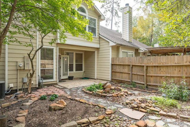 86 Wintergreen Trail, The Woodlands, TX 77382