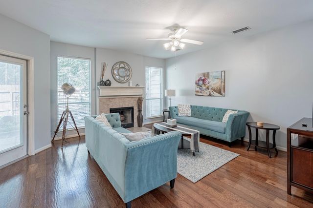 86 Wintergreen Trail, The Woodlands, TX 77382