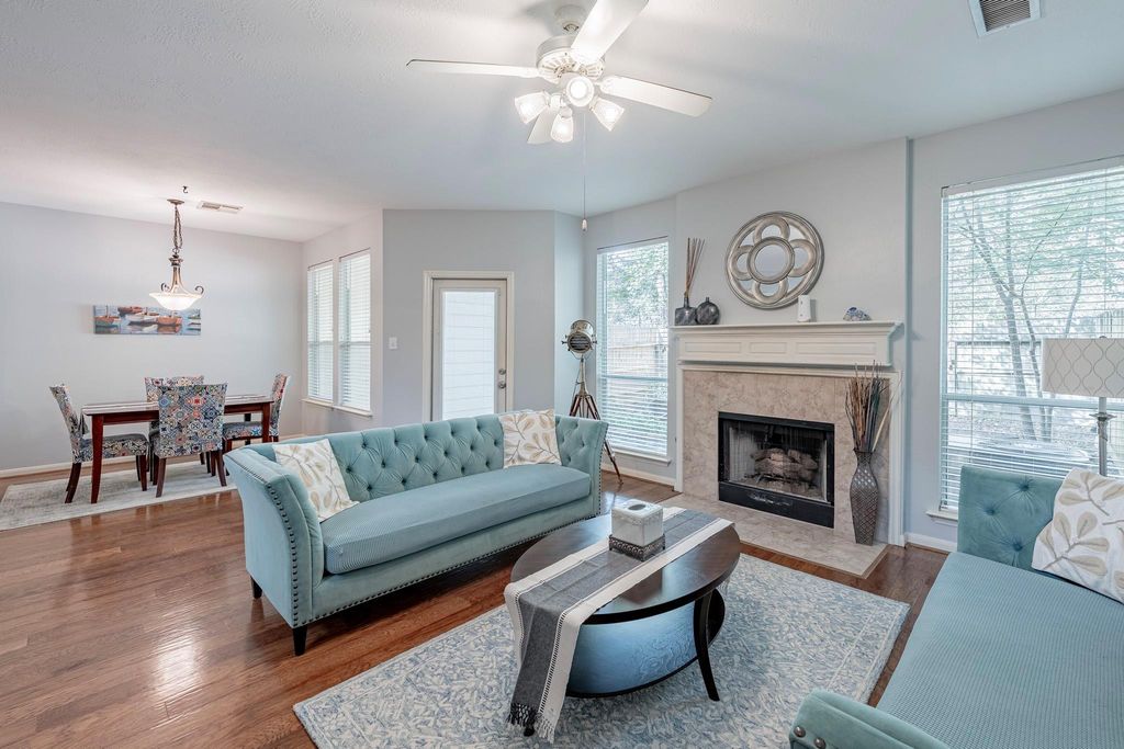 86 Wintergreen Trail, The Woodlands, TX 77382