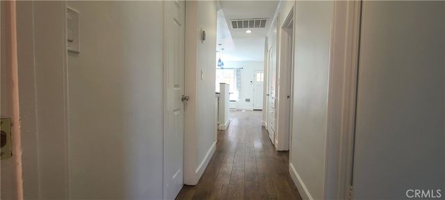 22054 Independencia, Woodland Hills, CA 91364