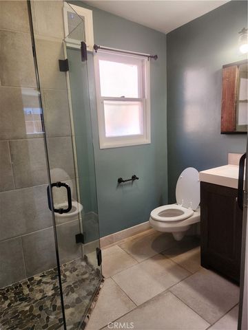 22054 Independencia, Woodland Hills, CA 91364