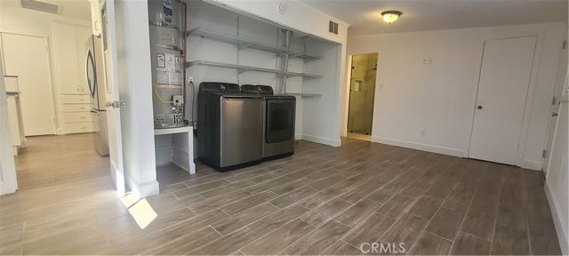 22054 Independencia, Woodland Hills, CA 91364