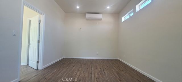 22054 Independencia, Woodland Hills, CA 91364