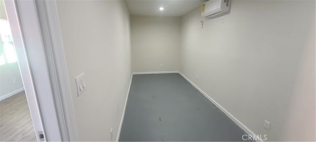 22054 Independencia, Woodland Hills, CA 91364