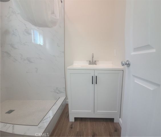22054 Independencia, Woodland Hills, CA 91364