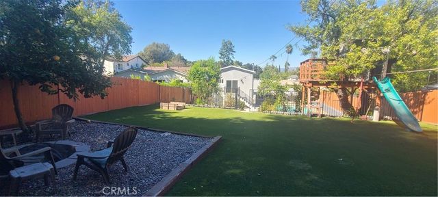22054 Independencia, Woodland Hills, CA 91364