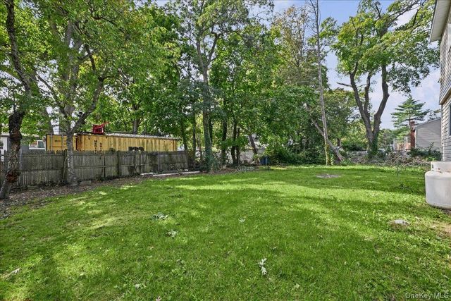 132 Commonwealth Drive, Wyandanch, NY 11798