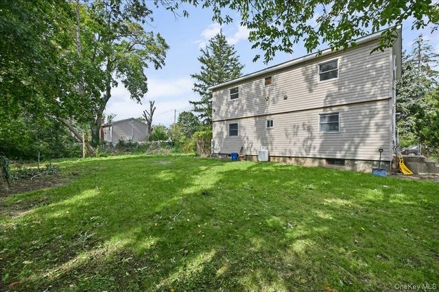 132 Commonwealth Drive, Wyandanch, NY 11798