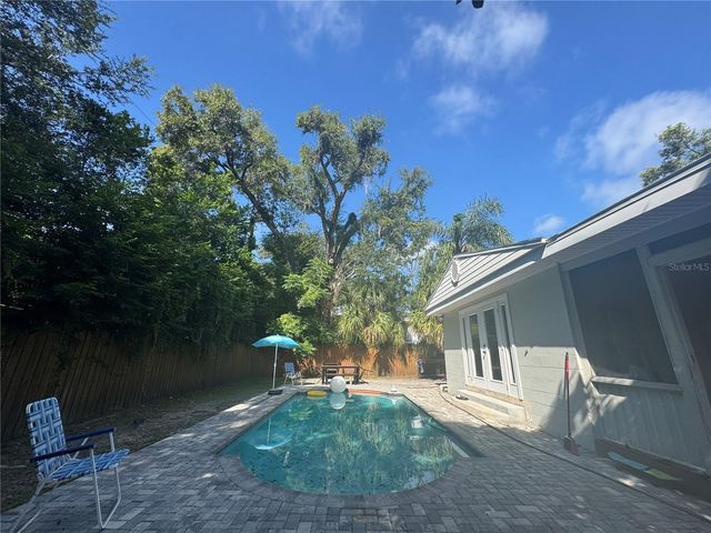309 DEER PARK AVENUE, Tampa, FL 33617