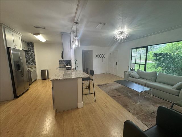 309 DEER PARK AVENUE, Tampa, FL 33617