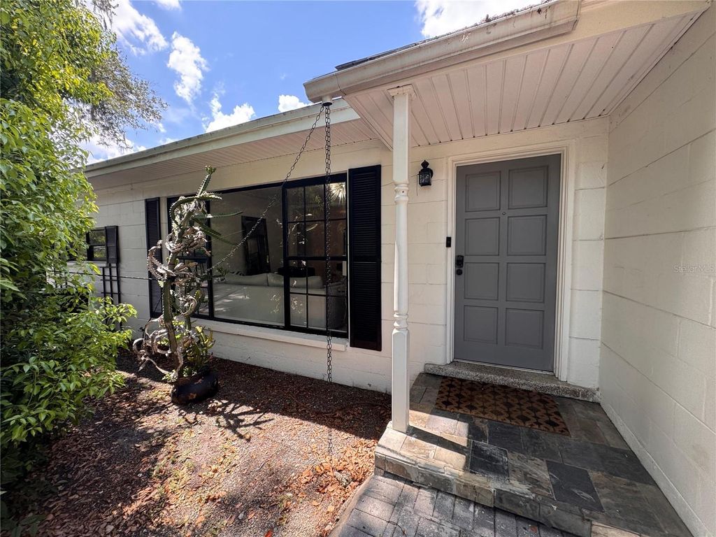309 DEER PARK AVENUE, Tampa, FL 33617