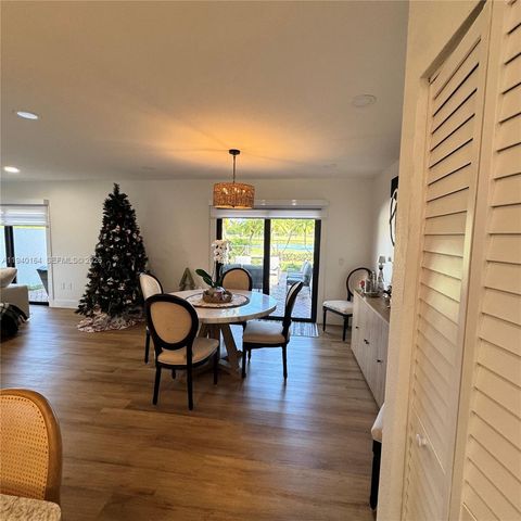 12939 SW 95th Ave, Miami, FL 33176