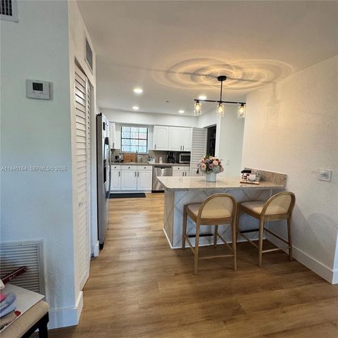 12939 SW 95th Ave, Miami, FL 33176