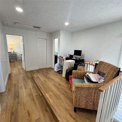 12939 SW 95th Ave, Miami, FL 33176