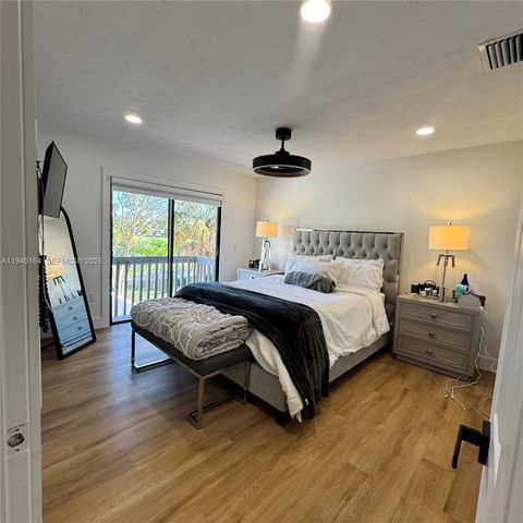 12939 SW 95th Ave, Miami, FL 33176