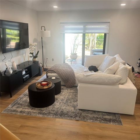 12939 SW 95th Ave, Miami, FL 33176