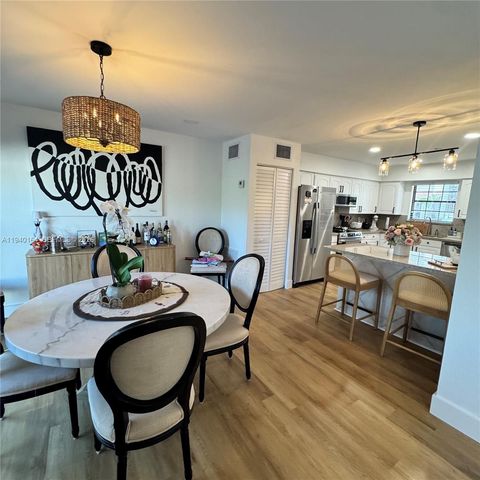 12939 SW 95th Ave, Miami, FL 33176