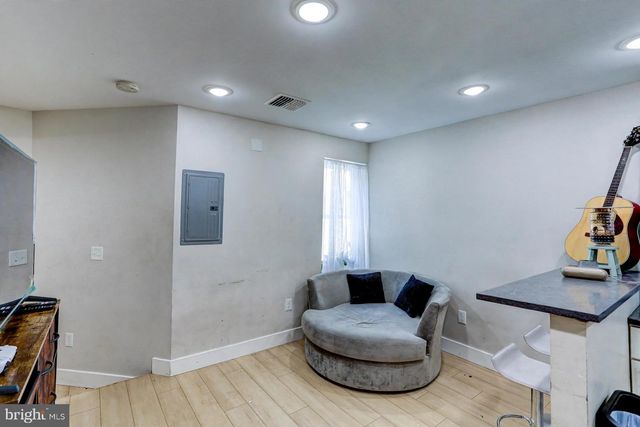 910 N MARKOE ST, Philadelphia, PA 19131