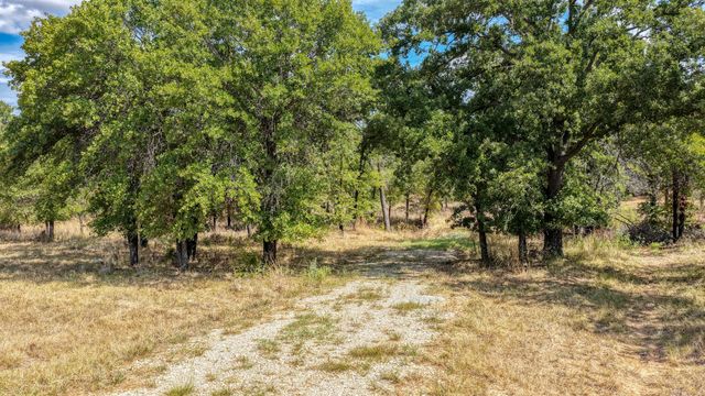 178 Bishop Drive, Weatherford, TX 76088