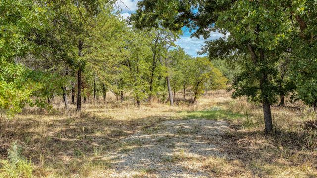 178 Bishop Drive, Weatherford, TX 76088
