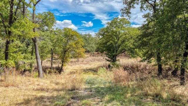 178 Bishop Drive, Weatherford, TX 76088