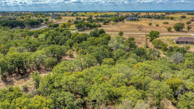 178 Bishop Drive, Weatherford, TX 76088