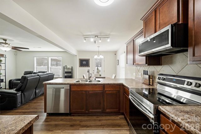 5242 Crystal Lakes Drive, Rock Hill, SC 29732