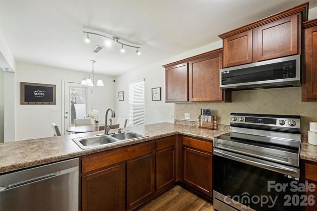 5242 Crystal Lakes Drive, Rock Hill, SC 29732