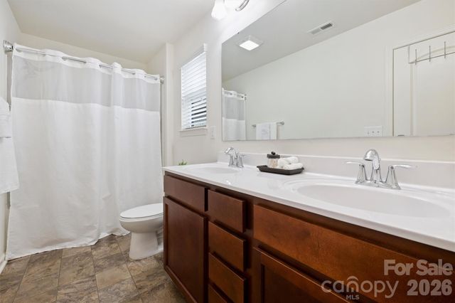 5242 Crystal Lakes Drive, Rock Hill, SC 29732