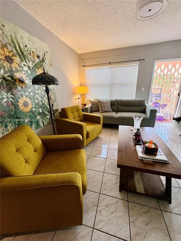 3501 SW 10th St 1B, Miami, FL 33135